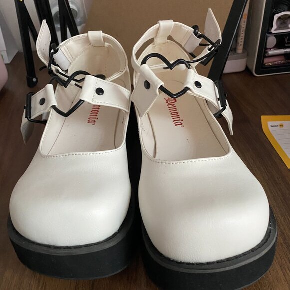 Demonia Shoes - Size 8 - Sprite-02 - White with black metal - Picture 2 of 7